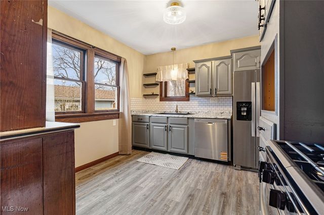 62 Marion Avenue SE, Massillon, OH 44646