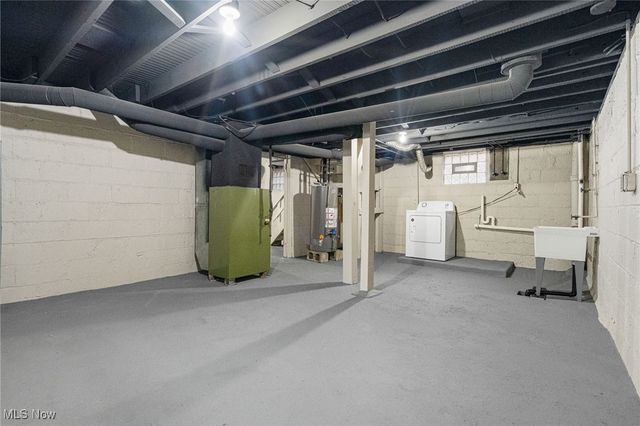 62 Marion Avenue SE, Massillon, OH 44646