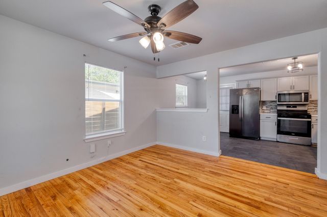 1719 ADINA ST, Austin, TX 78721