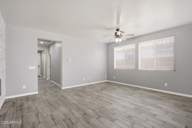 3347 E ROLAND Street E, Mesa, AZ 85213
