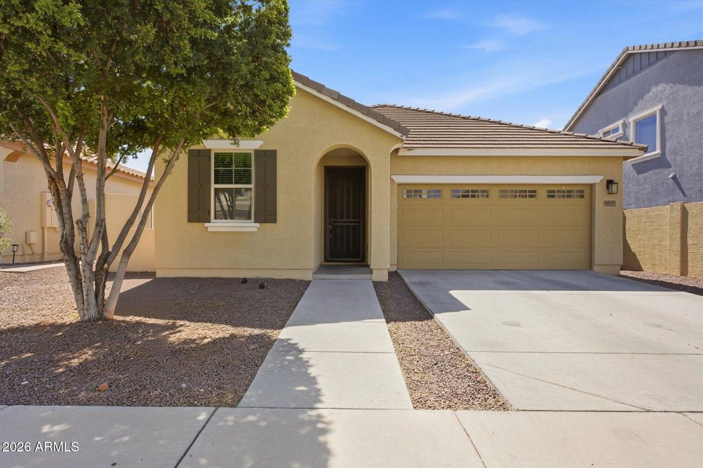 3347 E ROLAND Street E, Mesa, AZ 85213