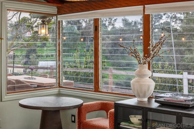 1051 Crest View Rd, Vista, CA 92081