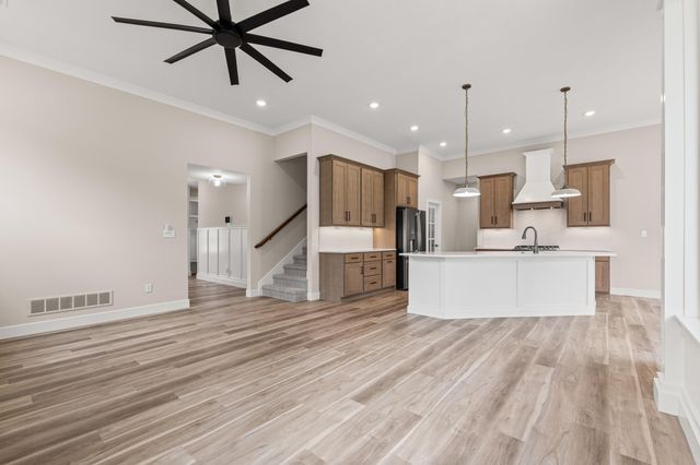 2701 MISTY FLOWER DR, Columbia, MO 65203