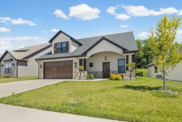 2701 MISTY FLOWER DR, Columbia, MO 65203