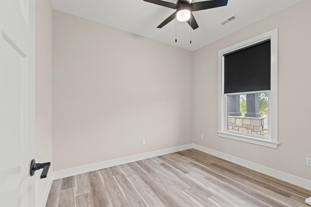 2701 MISTY FLOWER DR, Columbia, MO 65203