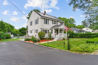10 Clinton, Hopkinton, MA 01748