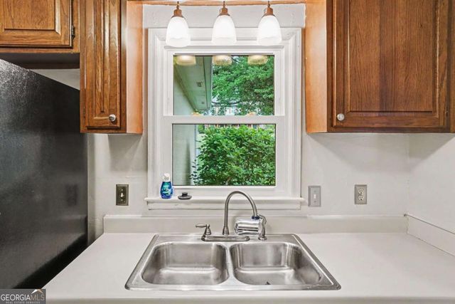 4328 Keheley Lake Court NE, Marietta, GA 30066