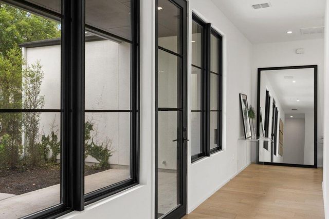 907 Karen Ave, Austin, TX 78757