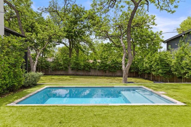 907 Karen Ave, Austin, TX 78757