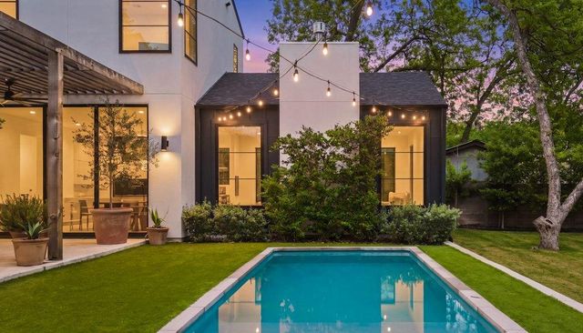 907 Karen Ave, Austin, TX 78757