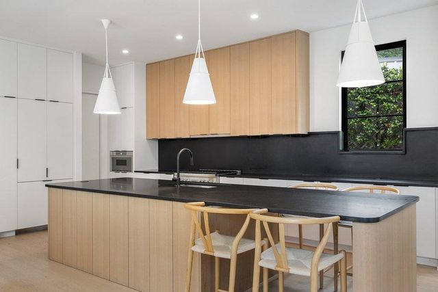 907 Karen Ave, Austin, TX 78757