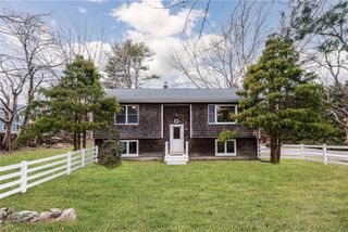 40 Northup Street, South Kingstown, RI 02879