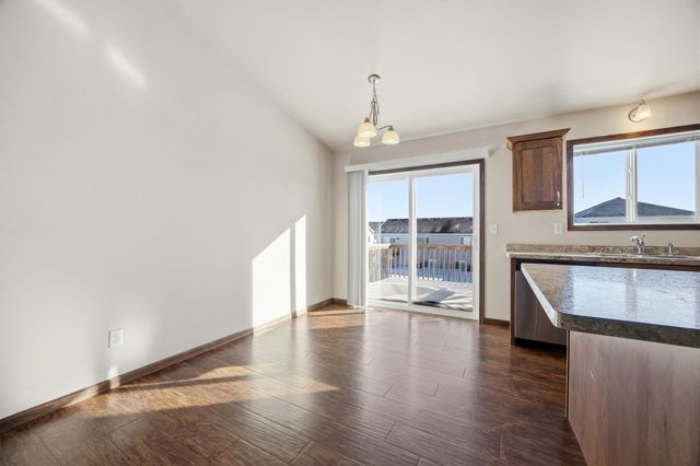 6038 59th Street S, Fargo, ND 58104