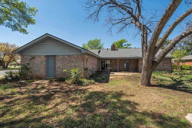 2611 N LEIGHTON CIRCLE, Wichita Falls, TX 76309