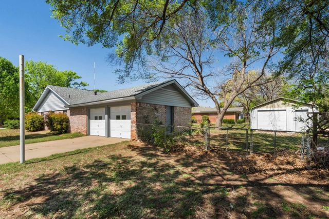 2611 N LEIGHTON CIRCLE, Wichita Falls, TX 76309