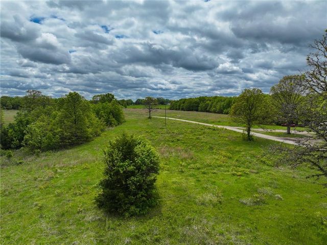 11375 NE 50 Road, Osceola, MO 64776