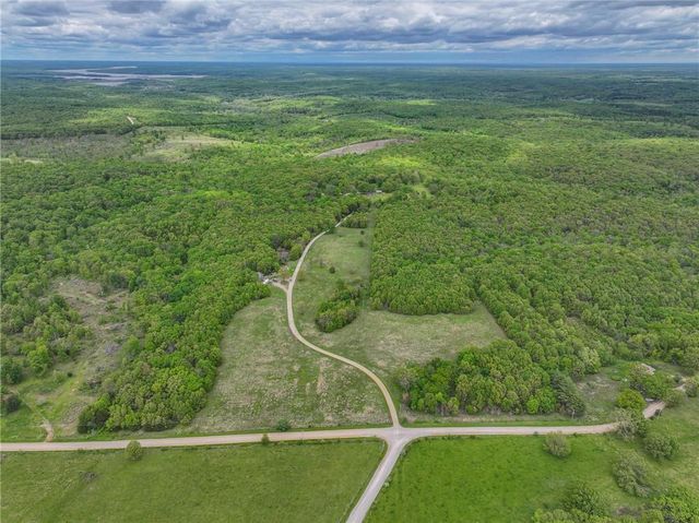 11375 NE 50 Road, Osceola, MO 64776