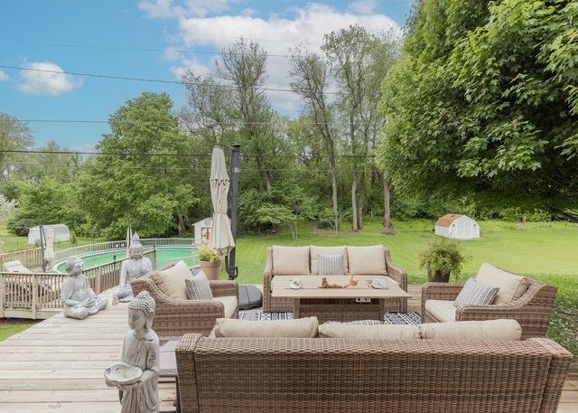 310 Circle Drive, Riverdale, IA 52722