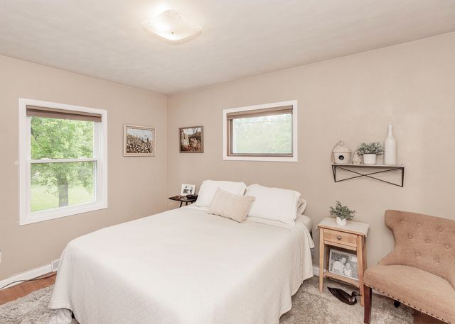 310 Circle Drive, Riverdale, IA 52722