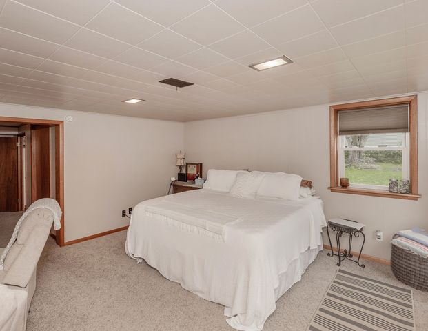 310 Circle Drive, Riverdale, IA 52722