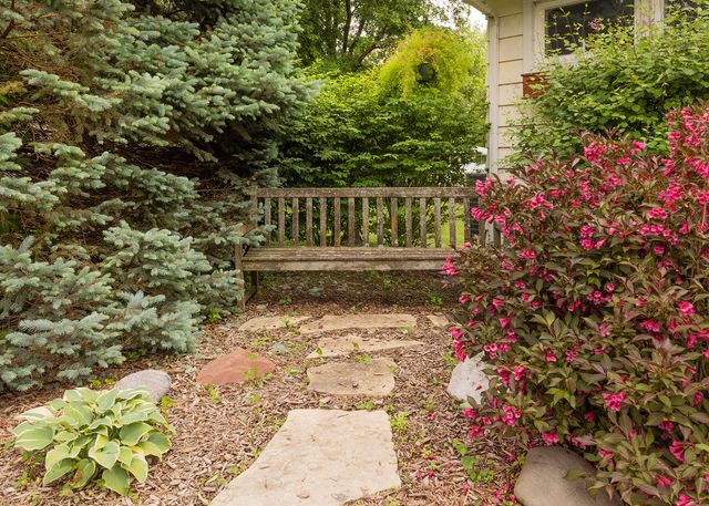 310 Circle Drive, Riverdale, IA 52722