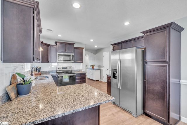 846 John Weaver Trace, Inman, SC 29349