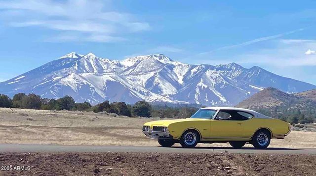 6230 MEADOWS Lane, Flagstaff, AZ 86004