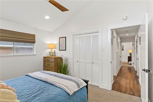 1903 Johnson Ave, Rockport, TX 78382