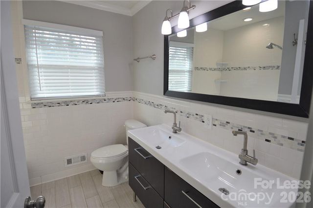 1020 Montford Drive, Charlotte, NC 28209