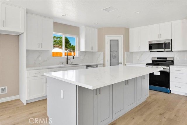 10704 11th Ave., Hesperia, CA 92345