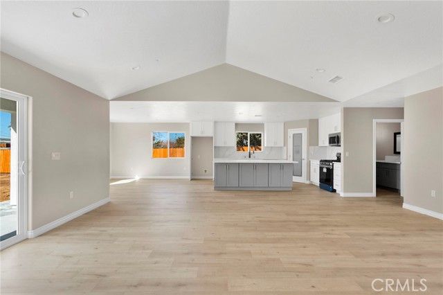 10704 11th Ave., Hesperia, CA 92345