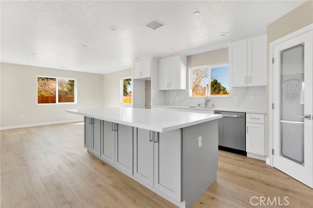 10704 11th Ave., Hesperia, CA 92345