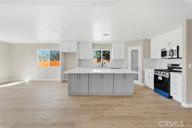 10704 11th Ave., Hesperia, CA 92345