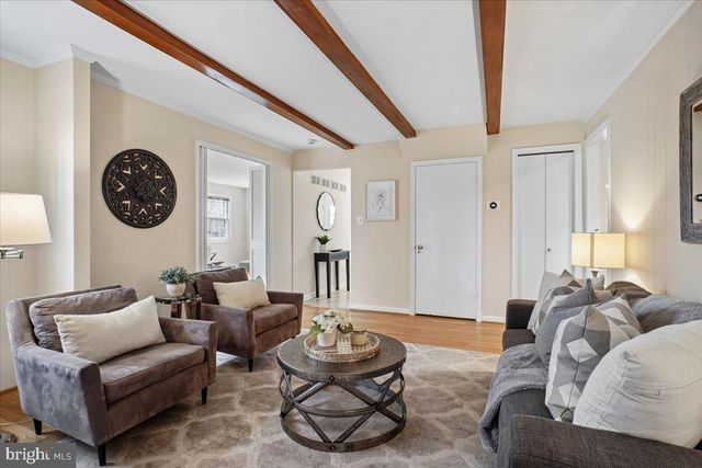 10113 CARDINAL RD, Fairfax, VA 22030