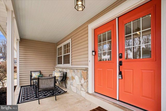 10113 CARDINAL RD, Fairfax, VA 22030