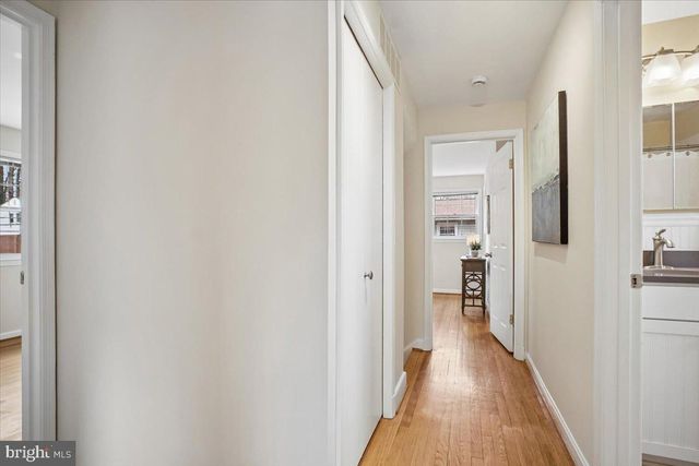 10113 CARDINAL RD, Fairfax, VA 22030