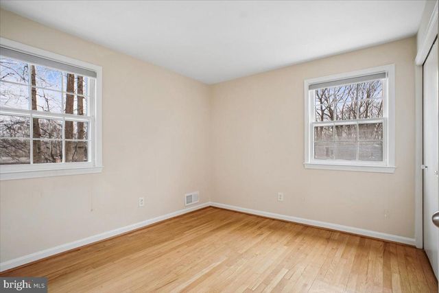 10113 CARDINAL RD, Fairfax, VA 22030