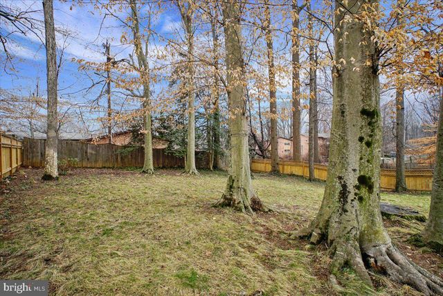 10113 CARDINAL RD, Fairfax, VA 22030