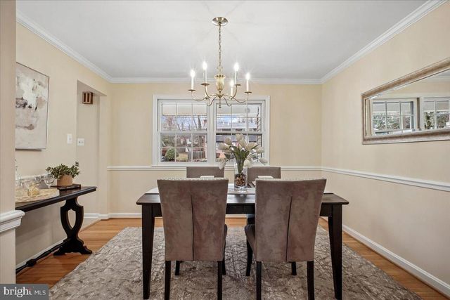 10113 CARDINAL RD, Fairfax, VA 22030