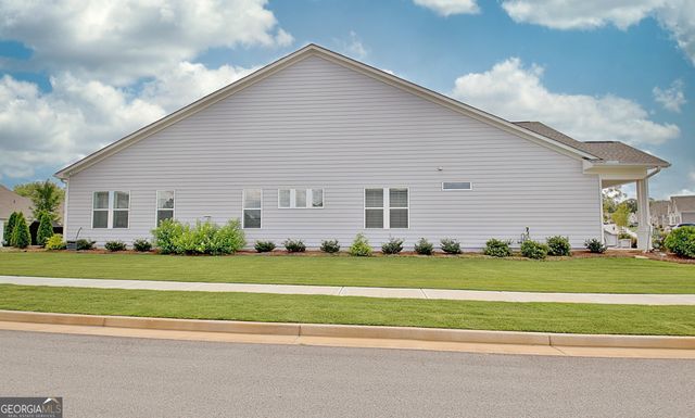 93 Club Cresswind Drive, Newnan, GA 30263