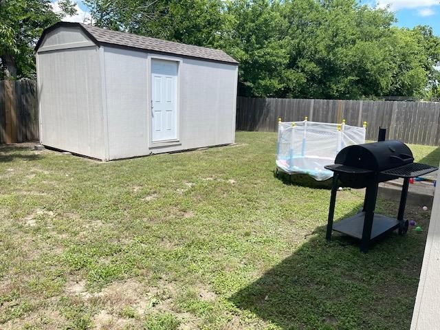 400 Blue Shale DR, Jarrell, TX 76537