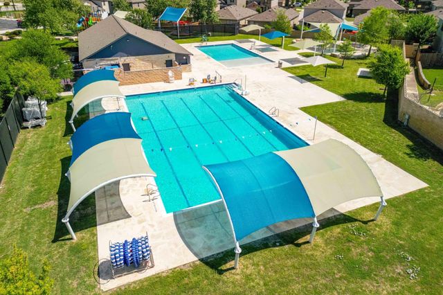 400 Blue Shale DR, Jarrell, TX 76537
