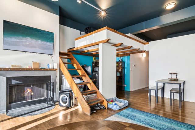 2343 N Greenview Avenue 111, Chicago, IL 60614