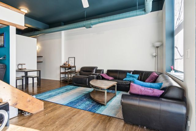 2343 N Greenview Avenue 111, Chicago, IL 60614