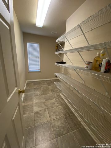 7811 FORT ALLEN, San Antonio, TX 78227