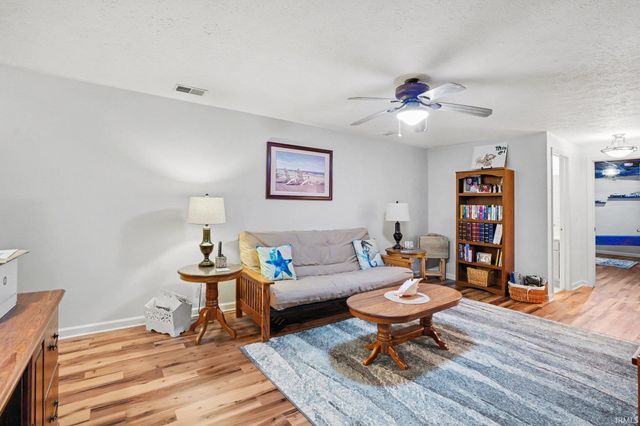 26391 Traders Post Lane, South Bend, IN 46619