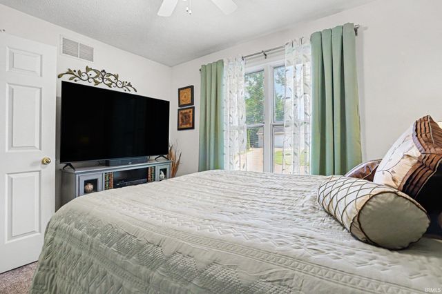 26391 Traders Post Lane, South Bend, IN 46619