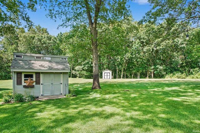 26391 Traders Post Lane, South Bend, IN 46619