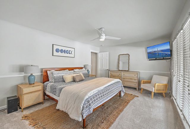910 Regatta Road, Charleston, SC 29412