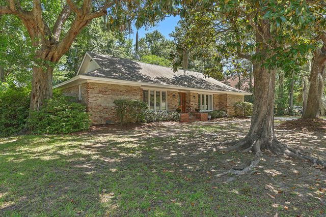 910 Regatta Road, Charleston, SC 29412